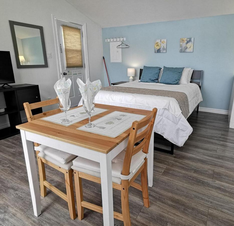 Knotty Pine Ocean Front Suite - Adults Only Ingonish Ngoại thất bức ảnh